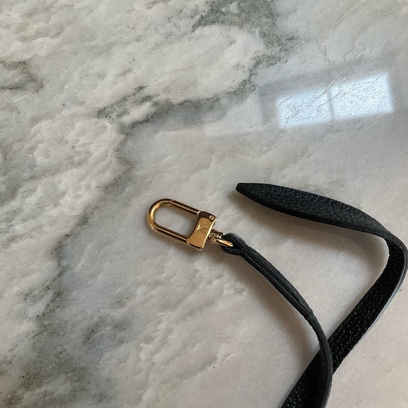 Sold New Louis Vuitton Empreinte Noir Neverfull Pouchette - Picture 11 of 12